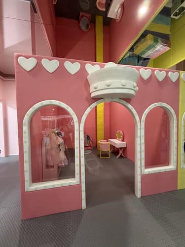 Pink play room